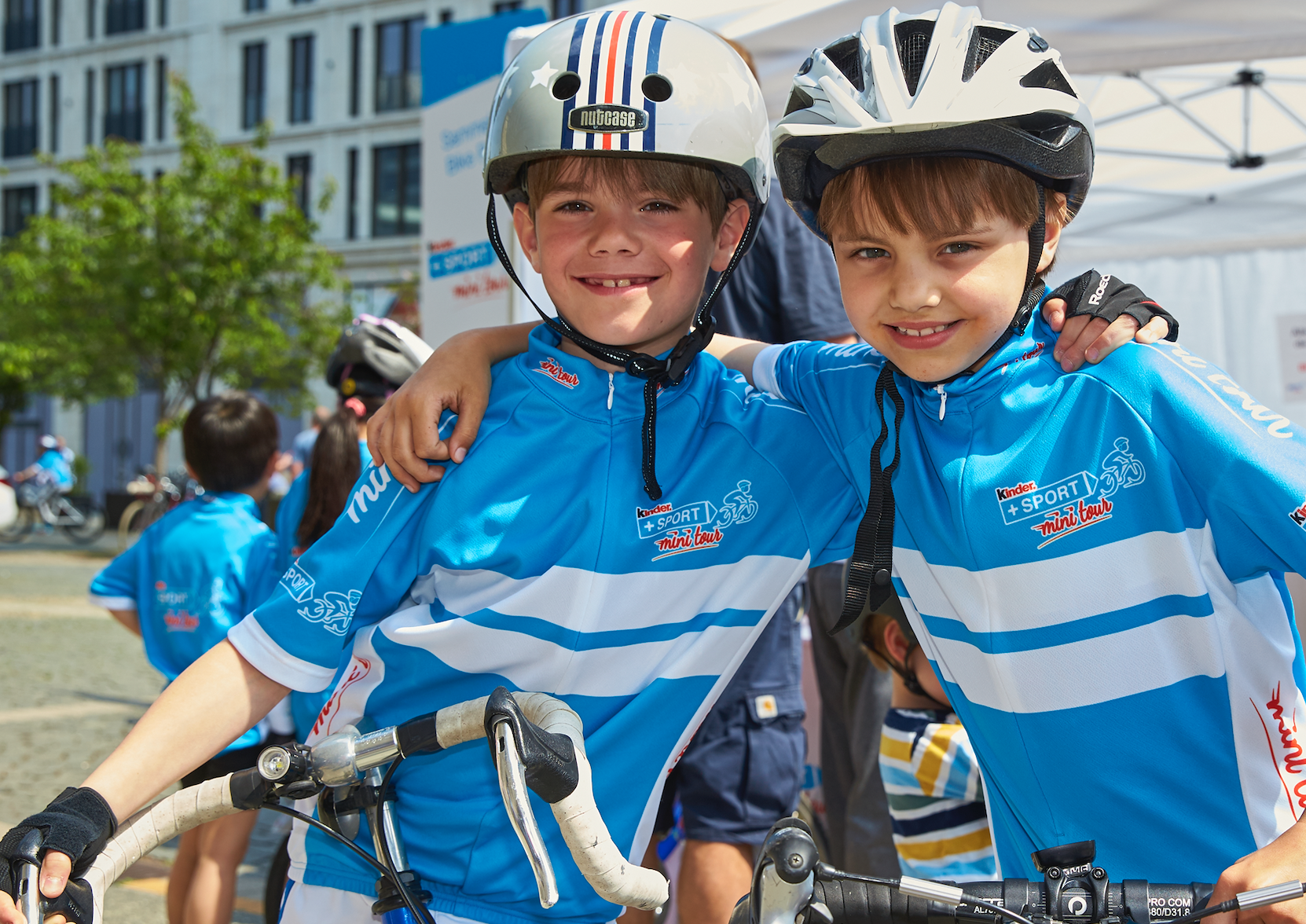 kinder+Sport mini tour“ verschenkt 300 Kinder-Fahrrad-Outfits